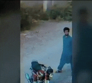 Genius motorcycle thief