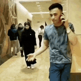 Guy beggar