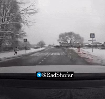 Man saves child on pedestrian crossing